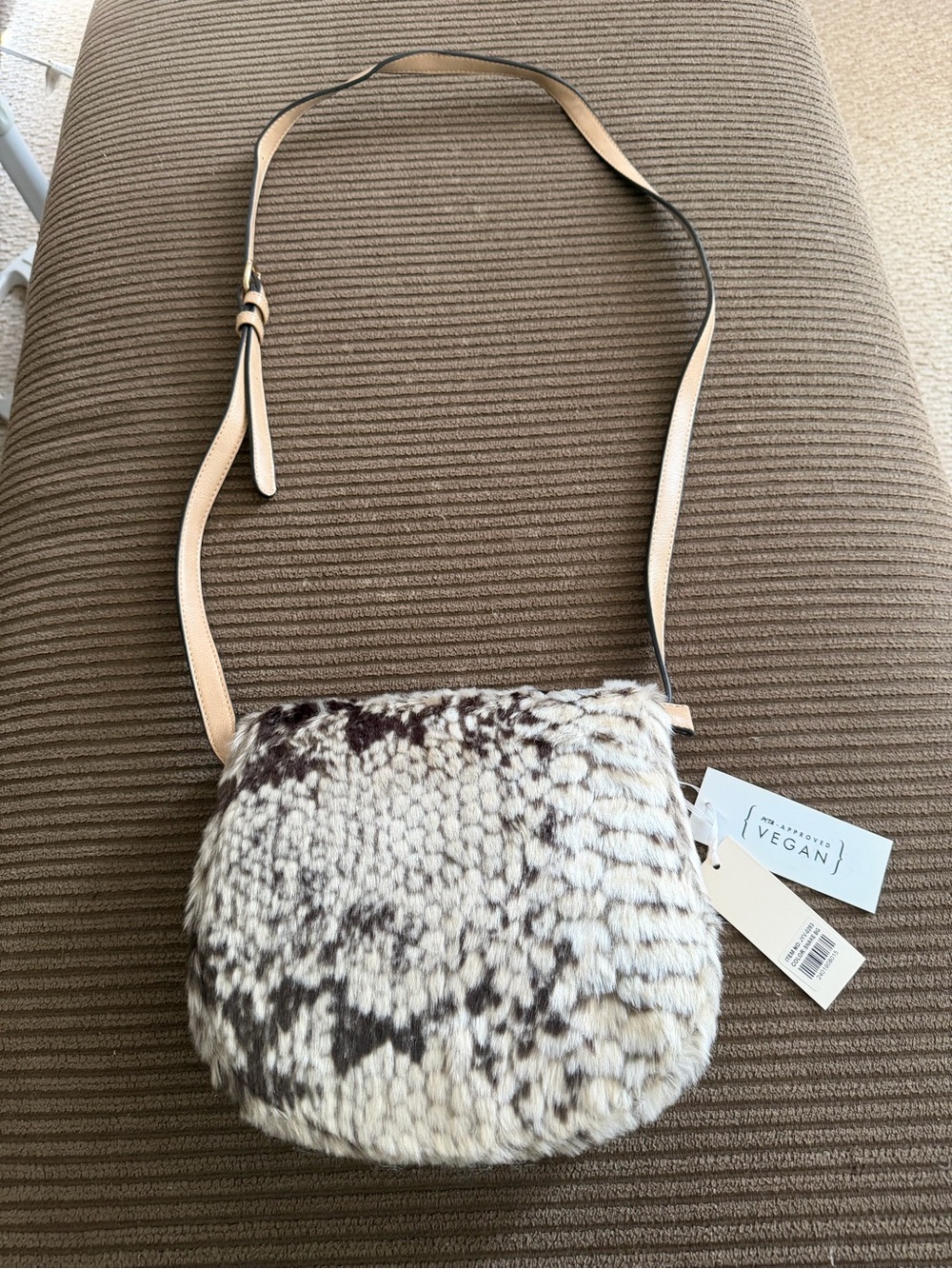 Vegan Faux Fur Crossbody Bag in Cream & Brown
